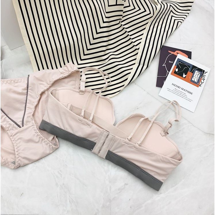 Áo Lót Quây Không Gọng Nâng Ngực Chống Trượt Giấu Viền Có Thể Tháo Dây B385