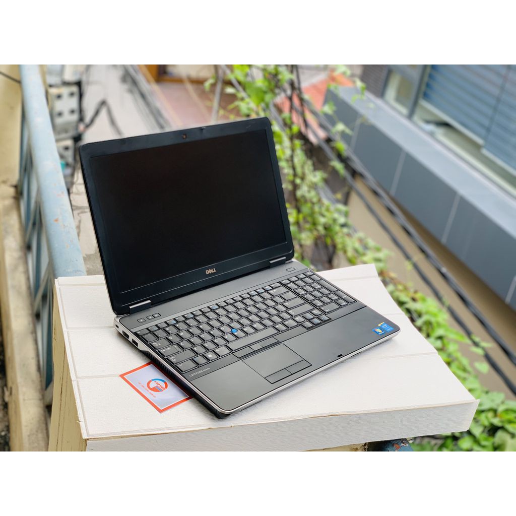 Máy trạm Dell Precision M2800 Core i7 4800QM,RAM8G,SSD,VGA AMD FirePro W4170, 15.6IN FHD,laptop cũ chơi game và đồ họa