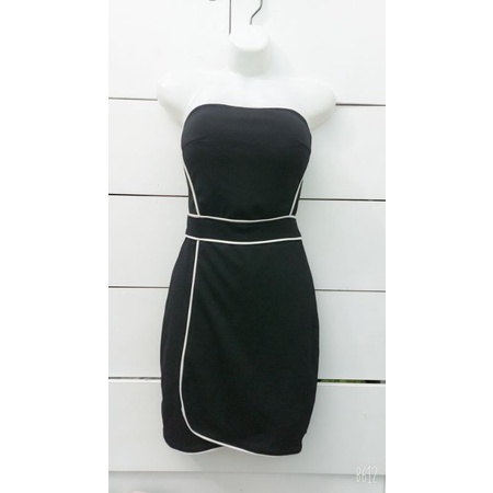 Thanh lý đầm body tiệc có mút ngực