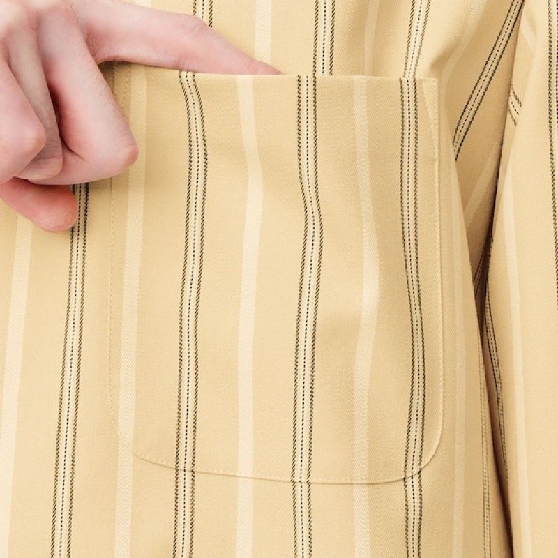 Áo sơ mi nam dài tay cổ tàu kẻ sọc dọc dòng oversize thời trang của GU - Nhật