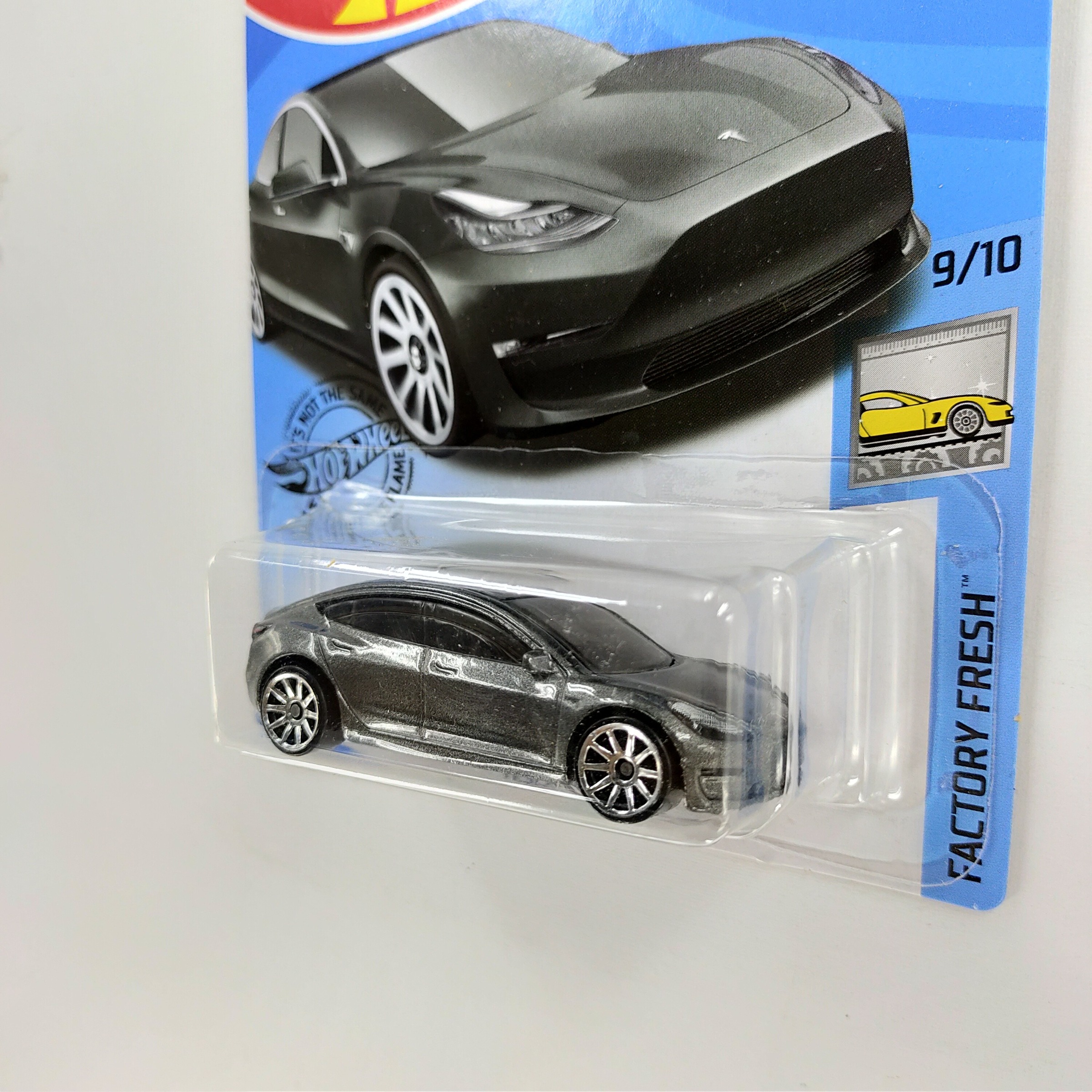 Hot Wheels Mô Hình Xe Hơi Tesla Model 3 Abu Diecast Hobby Toys