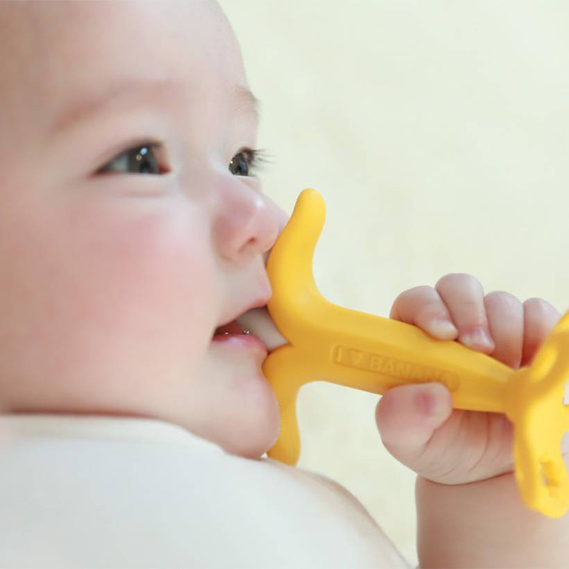 Gặm nướu Ange Hàn Quốc mềm mại cao cấp giảm đau ngứa cho trẻ mới mọc răng AD120