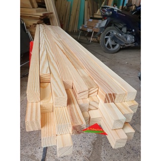 Thanh gỗ thông vuông 2cm ,dài 80cm dùng làm nẹp, đóng chuồng thú cưng, làm khung viền,trang trí nhà cửa,chế DIY
