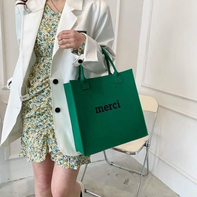 Túi merci sang chảnh mang đi du lịch đi chơi cứ gọi là hết nấc nhá!!!