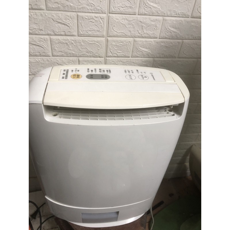 Hút ẩm sấy quần áo panasonic nhật bãi điện 220v cs6lit cho phòng 30m2