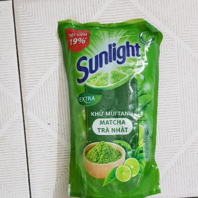 Nước rửa chén hương trà xanh Sunlight 750g.