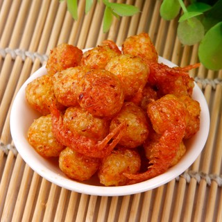 Tôm trứng sốt thịt viên chay