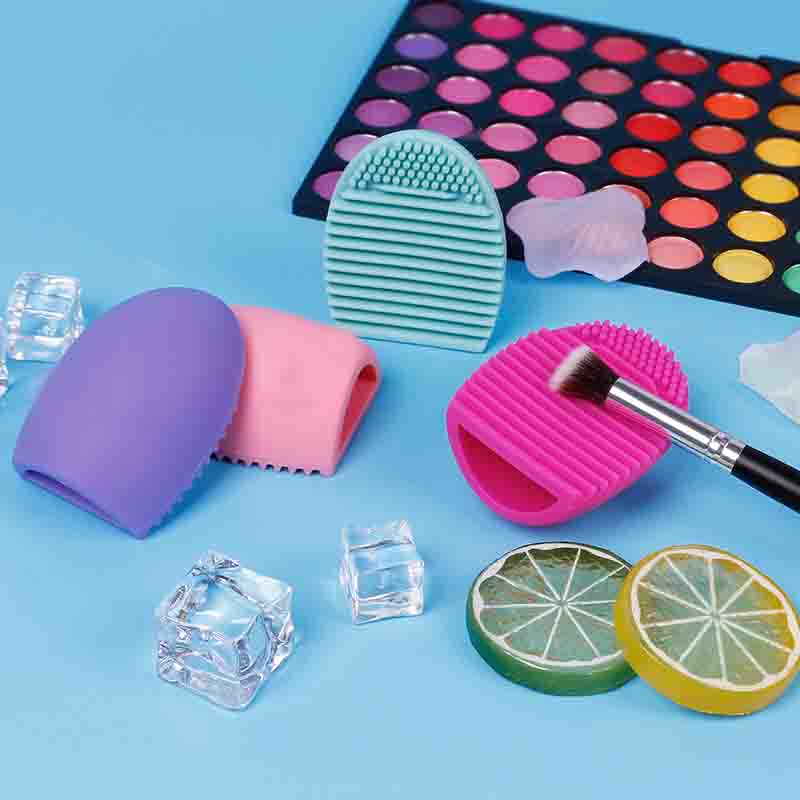 Miếng Silicone Vệ Sinh Cọ Trang Điểm Đa Năng