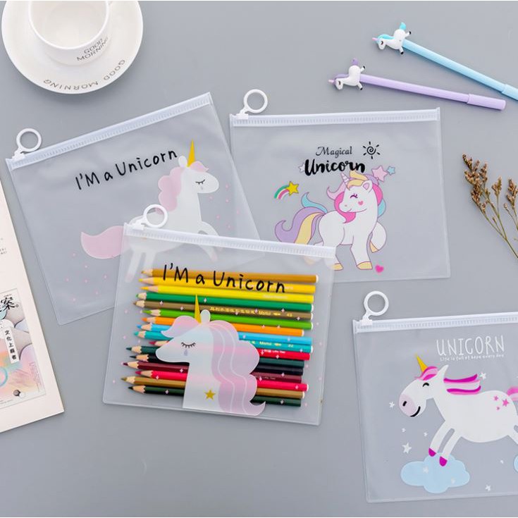 Túi đựng đồ trang điểm họa tiết Unicorn dễ thương có khóa nhựa