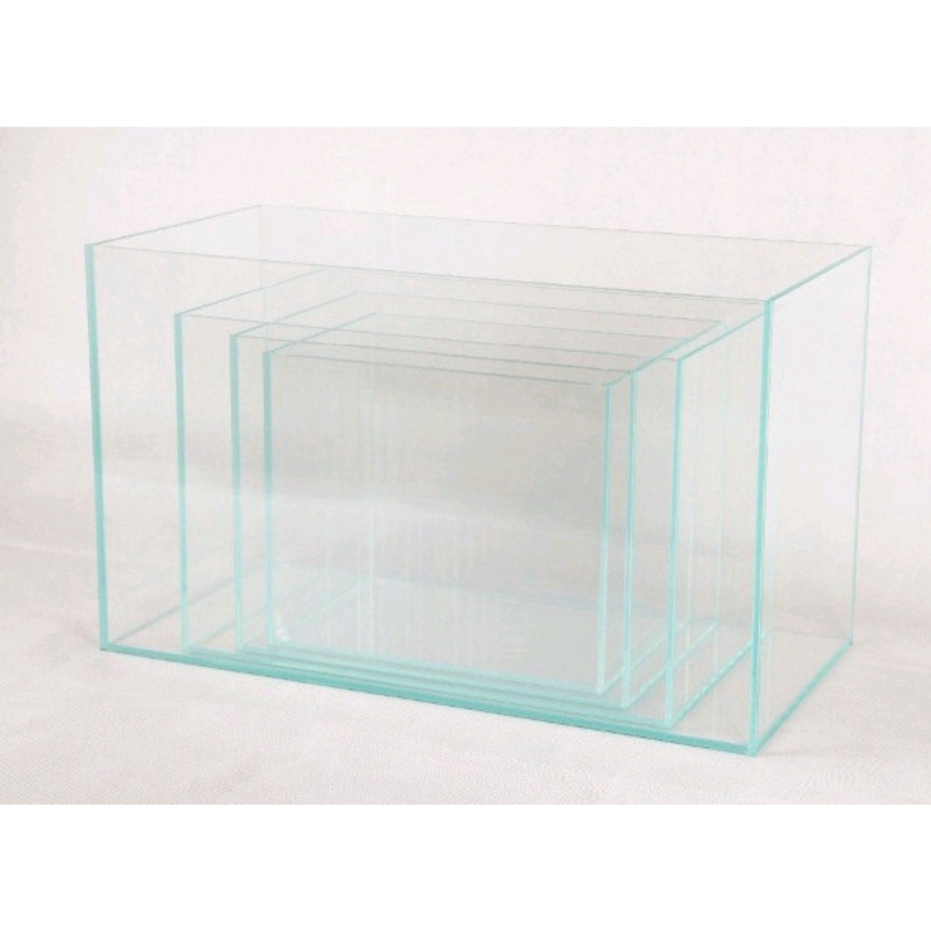 HỒ KÍNH SIÊU TRONG