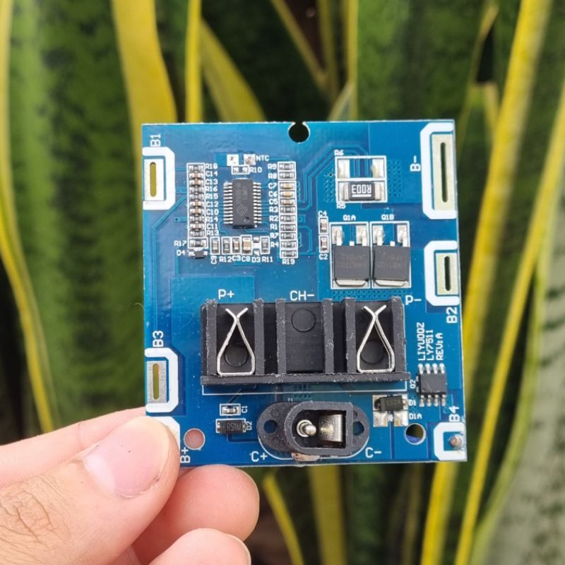 Mạch sạc bảo vệ pin 5S 21V DC 18650 cho máy khoan pin - Giá nghiên cứu