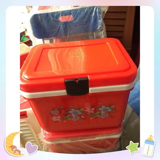 Thùng đựng đá vuông, phích đá 13l Việt Nhật
