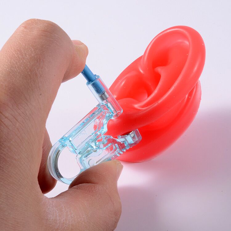 Bộ Dụng Cụ Xỏ Khuyên Tai Dùng 1 Lần Không Đau