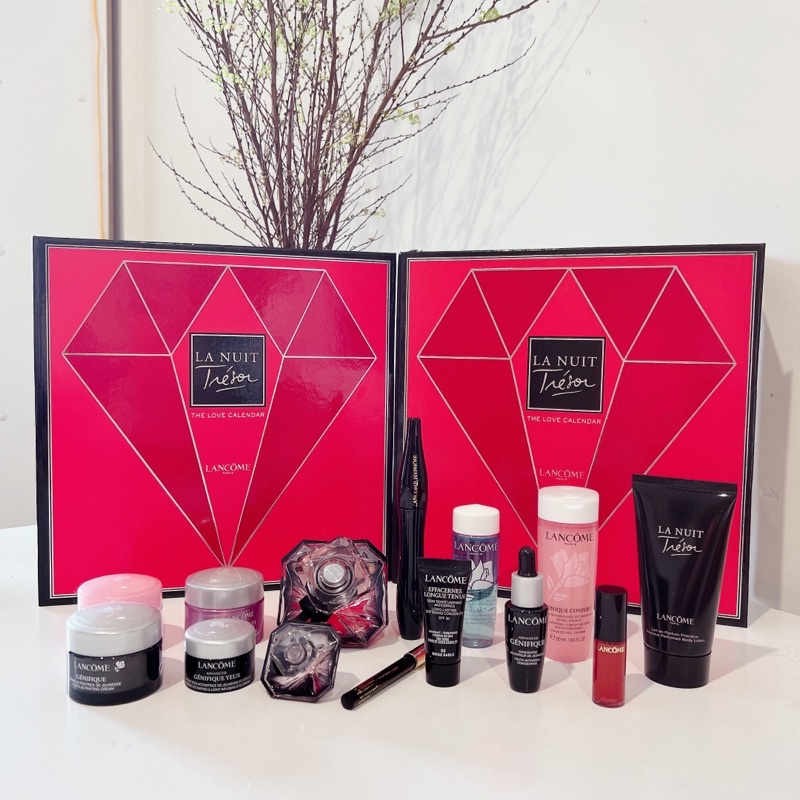 Set mỹ phẩm LANCOME Love Calendar La Nuit Trésor SET 14 món luôn ạh làm quà 20/10 chắc mấy nàng mê lắm đây