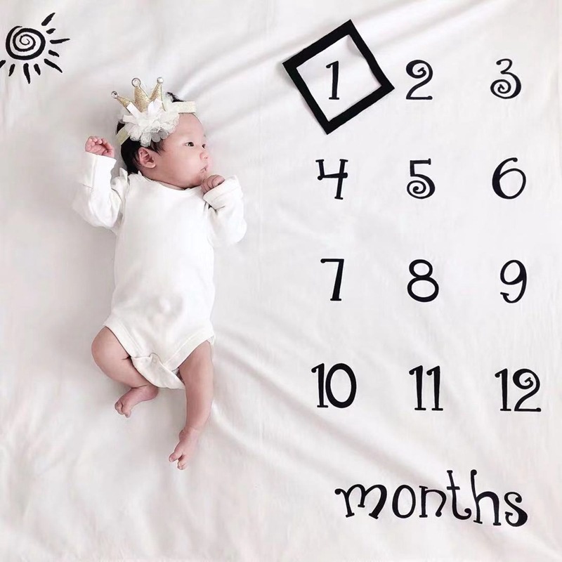Chăn in họa tiết kỳ lân đánh dấu cột mốc phát triển theo tháng dùng làm phụ kiện chụp ảnh dành cho trẻ sơ sinh