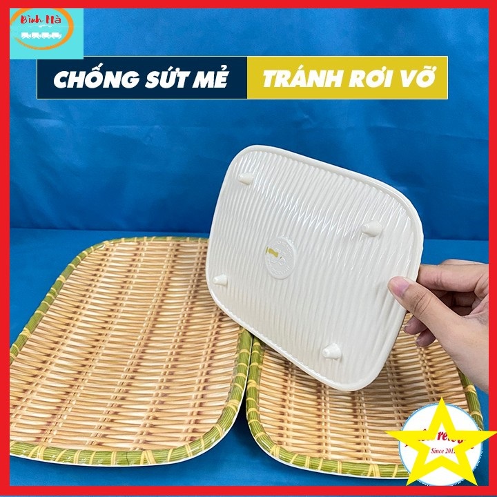 Mẹt nhựa đựng thức ăn, bún đậu, nem nướng giả mây tre đan hình chữ nhật dày dặn có chân đế