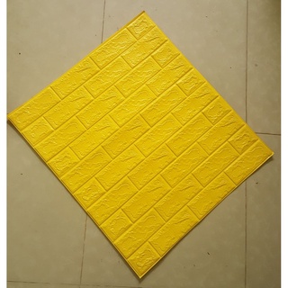 Bộ 5 tấm xốp dán tường giả gạch 3d màu vàng đậm 70cmx77cm