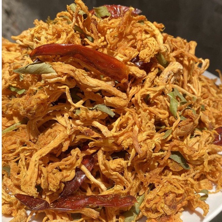 Khô gà lá chanh 500g - đồ ăn vặt khô gà (ngon đúng chuẩn ) | BigBuy360 - bigbuy360.vn