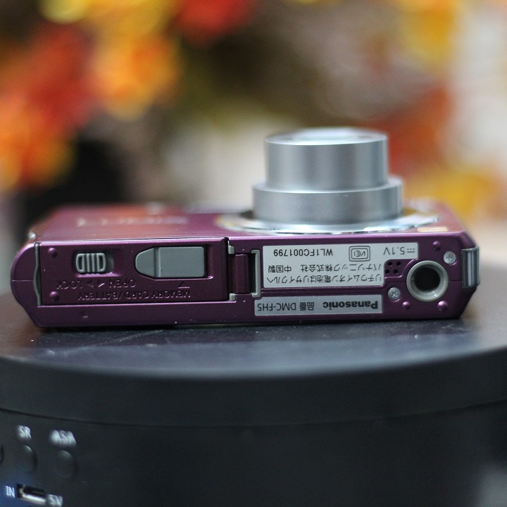 Máy ảnh Compact Lumix FH5 quay chụp tốt