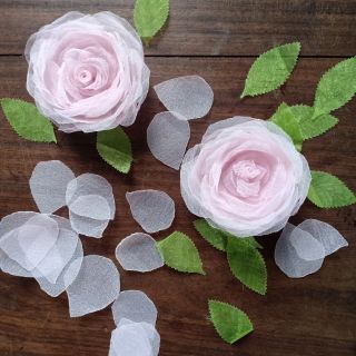 Hoa von xốp bộ 3 bông pha và ren day