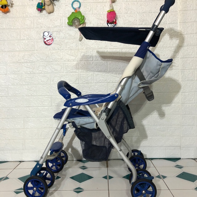 Xe đẩy du lịch Combi