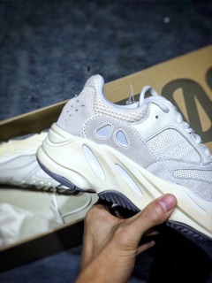 (44x1)Giày sneaker yeezy boost700"analog"