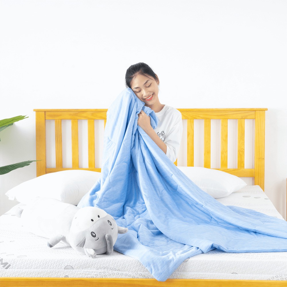 Chăn công nghệ cao cấp Amando làm mát Azami
