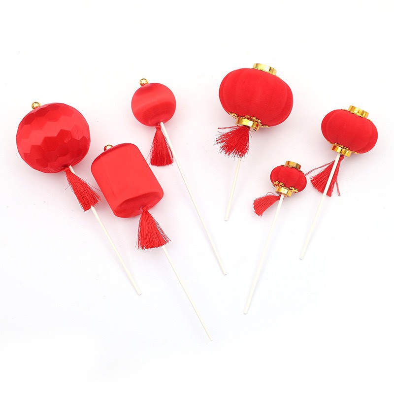 Que cắm đèn lồng đỏ nhỏ + nơ