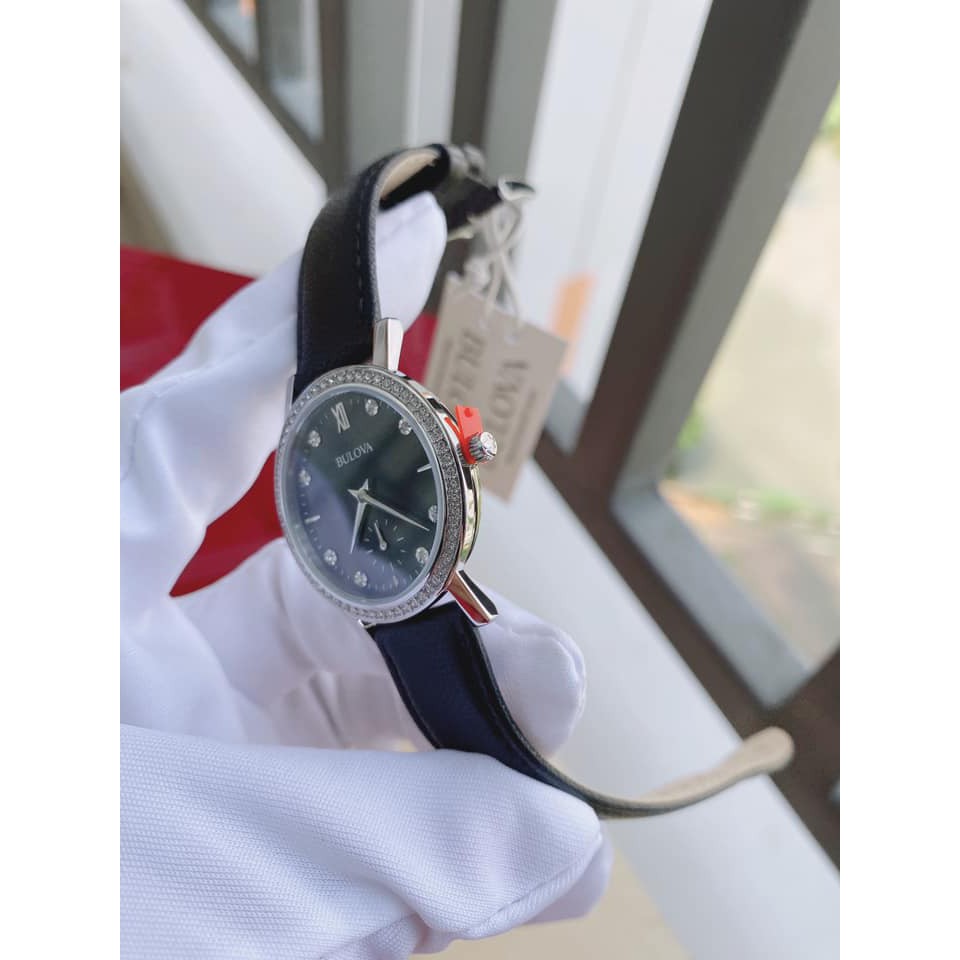 Đồng hồ nữ chính hãng Bulova 96L246 - Máy pin - Kính cứng - Dây da mềm mại ôm tay