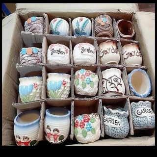 Chậu gốm sứ kích thước 6-8 cm.