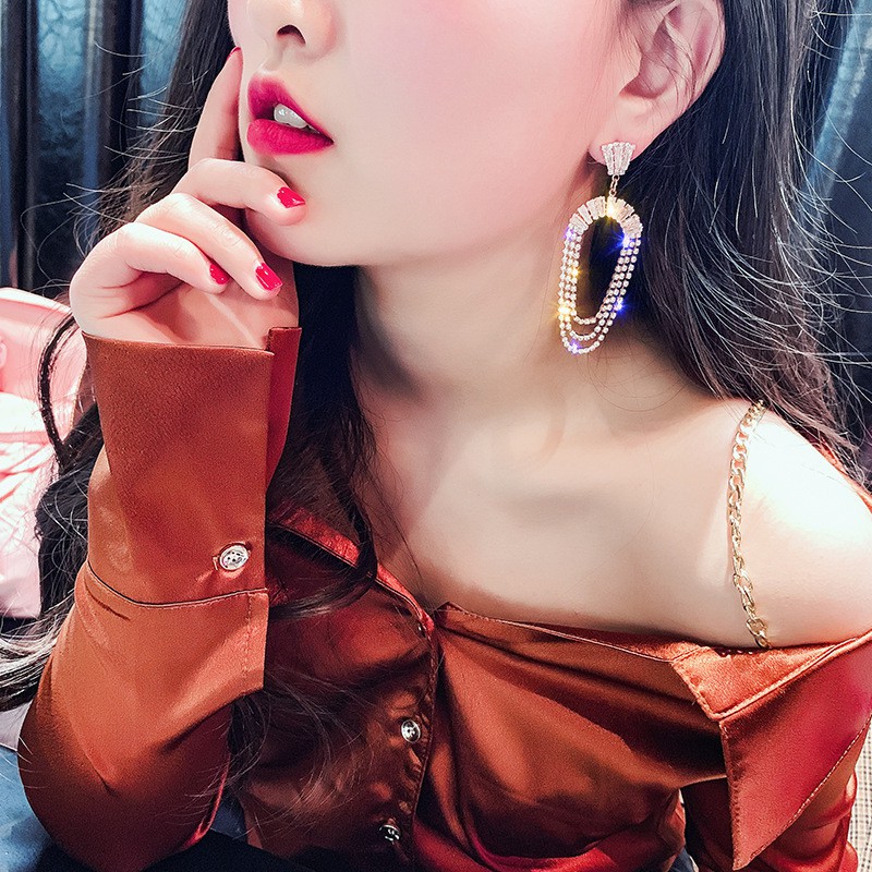 Khuyên tai nữ cao cấp sang trọng