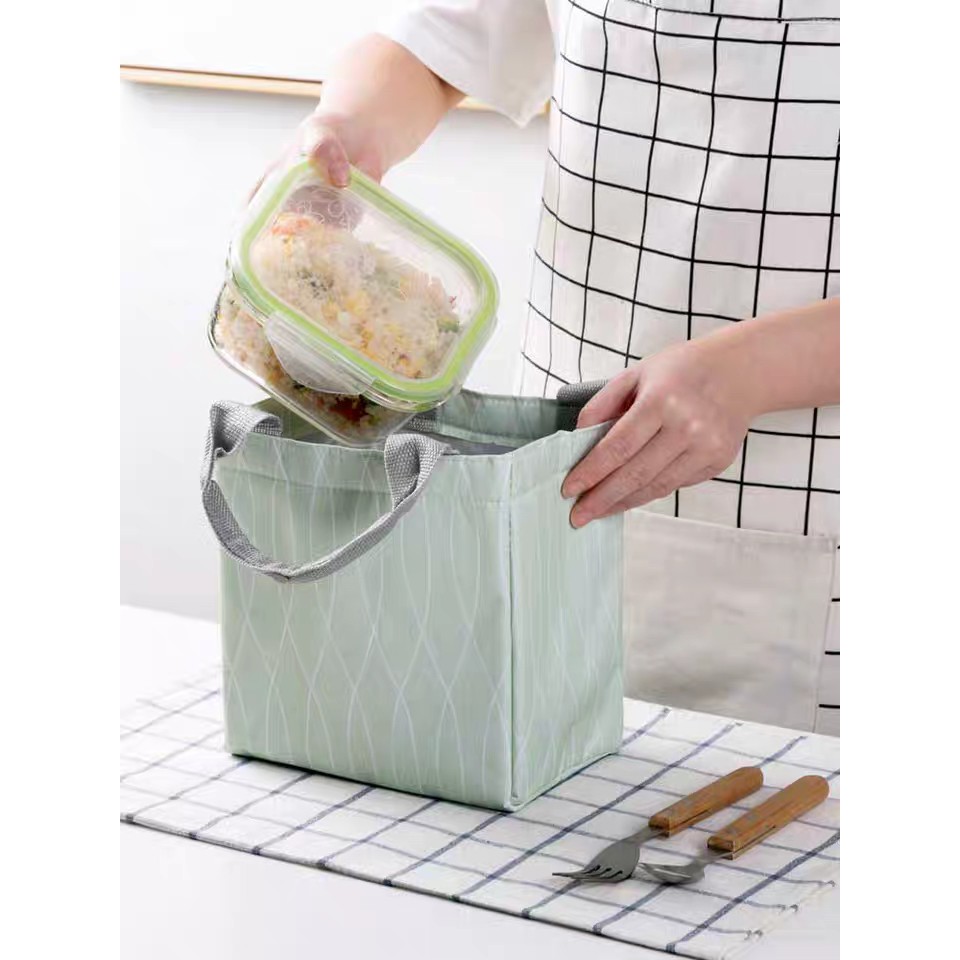 Túi đựng cơm giữ nhiệt 17*17*23cm