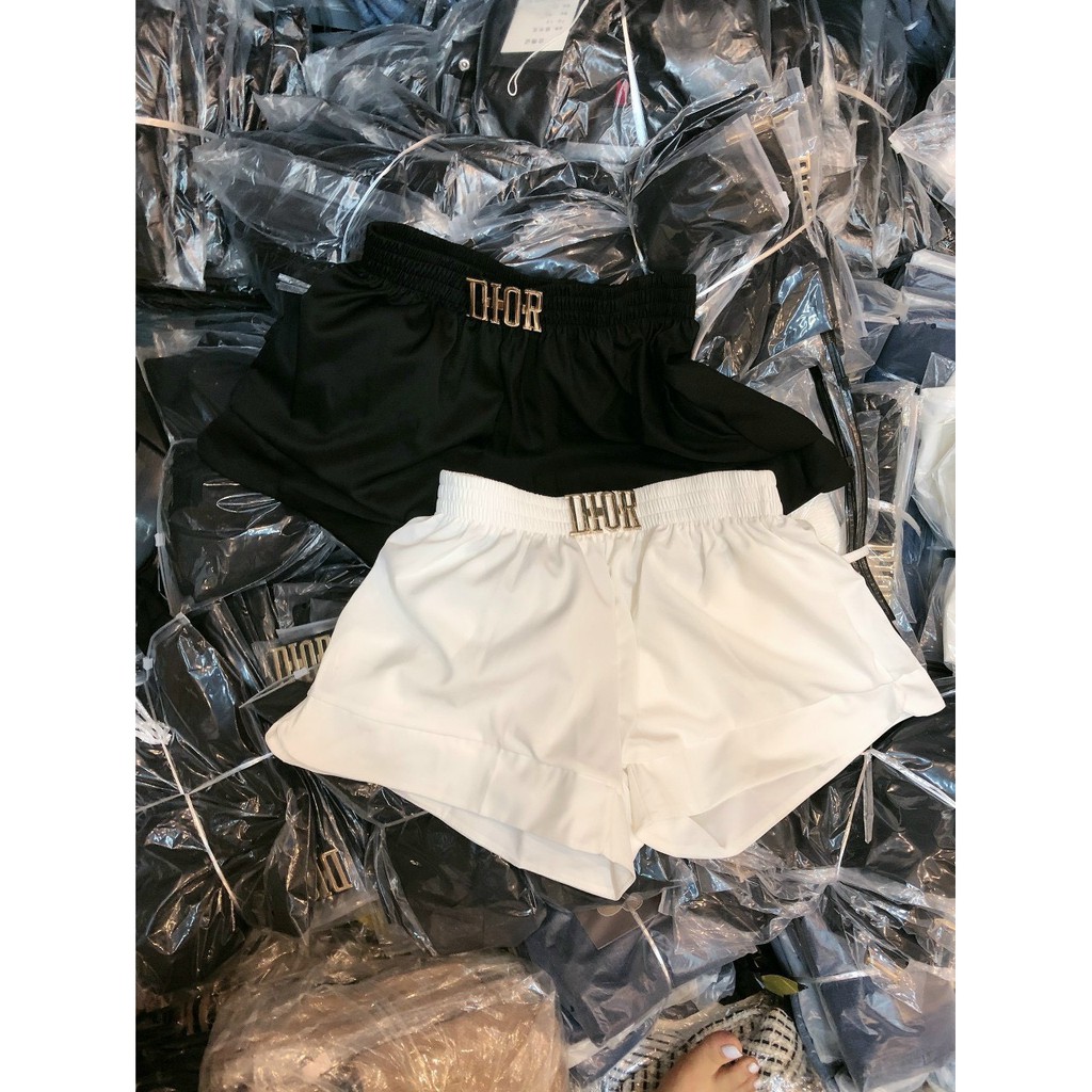 Quần sooc nữ Quảng Châu thiết kế cạp cao dáng phồng nhẹ đính tag siêu xinh, Quần short nữ rẻ đẹp trẻ trung