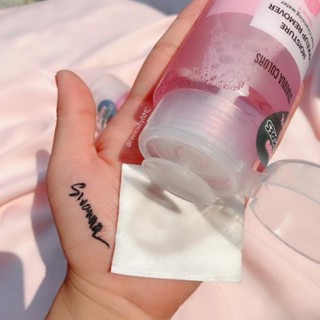 Nước tẩy trang không cồn Sivana Moisture tinh chất hoa hồng