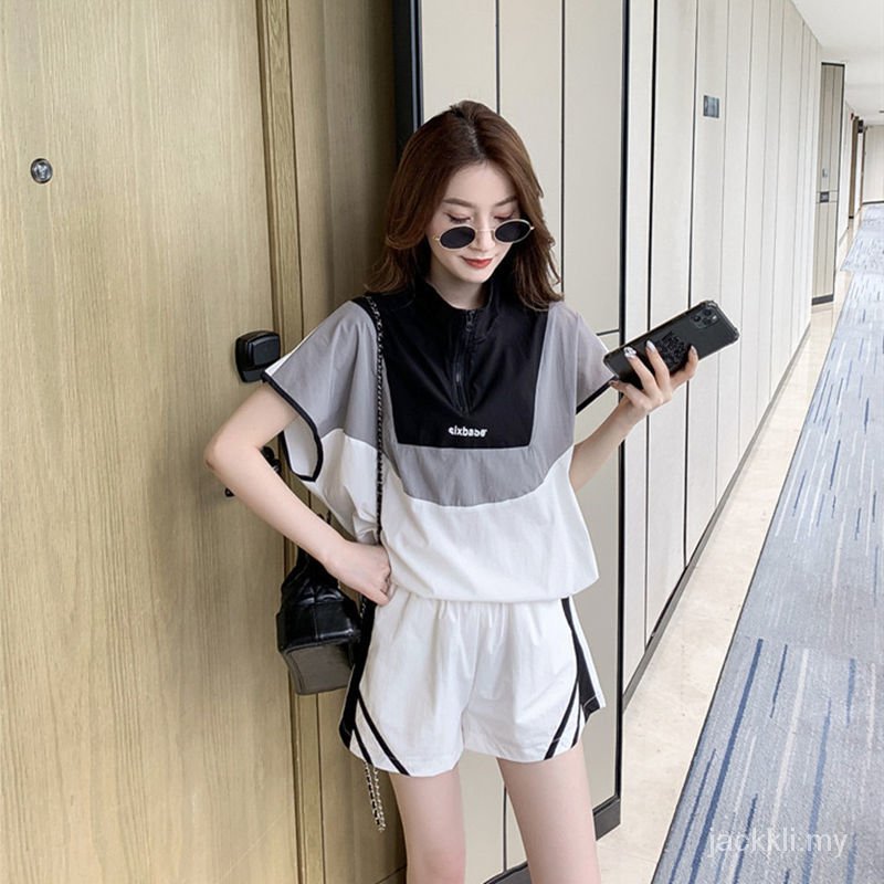 Bộ Đồ Thể Thao Mùa Hè Gồm Áo Và Quần Ngắn Lưng Cao Dáng Rộng Chống Lão Hóa Hàng Mới Dành Cho Bạn Nữ 2021 | BigBuy360 - bigbuy360.vn