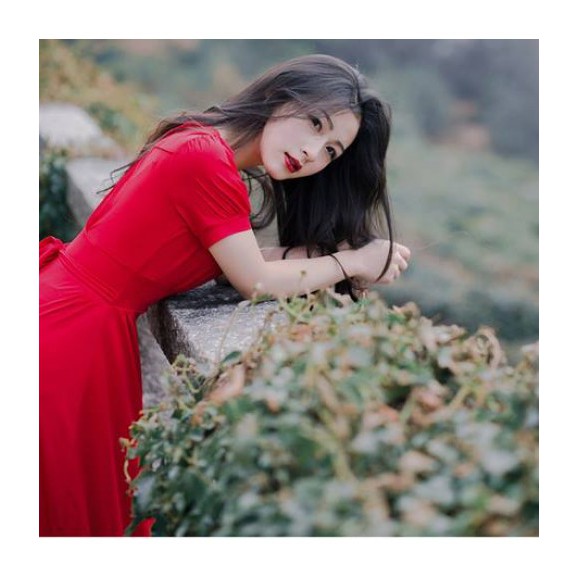 Đầm maxi tay phồng xẻ tà | BigBuy360 - bigbuy360.vn