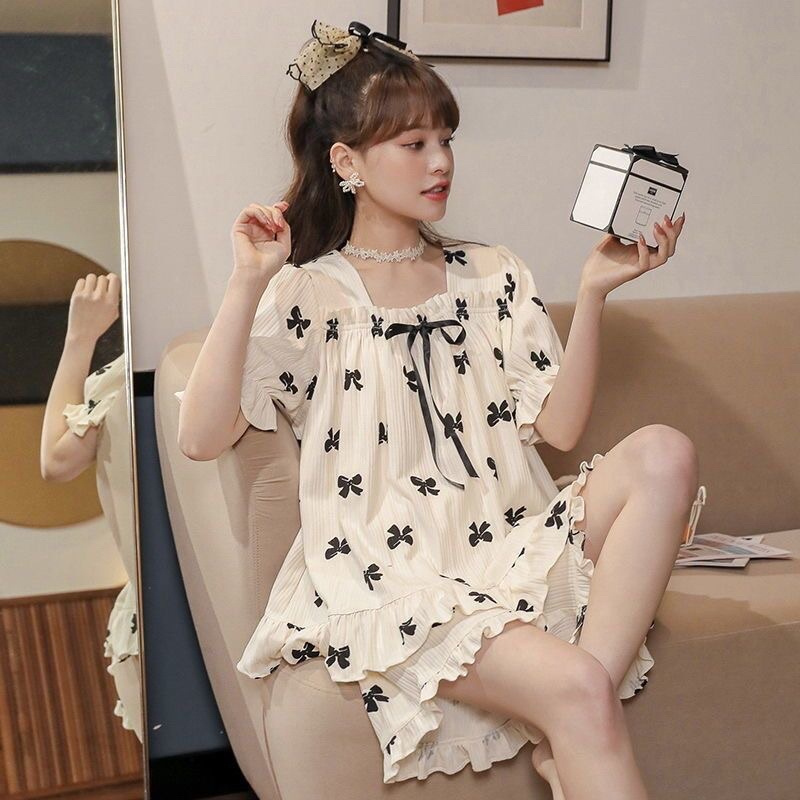 bộ ngủ mặc nhà áo cùng quần short rộng rãi phong cách công chúa học sinh sinh viên ngọt ngào