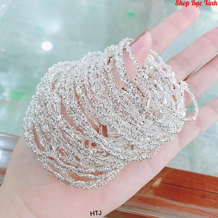 Vòng tay Bạc dạng xoắn.