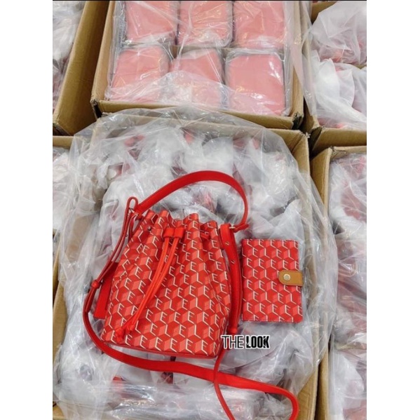 Túi Estee Lauder + kèm ví pasport