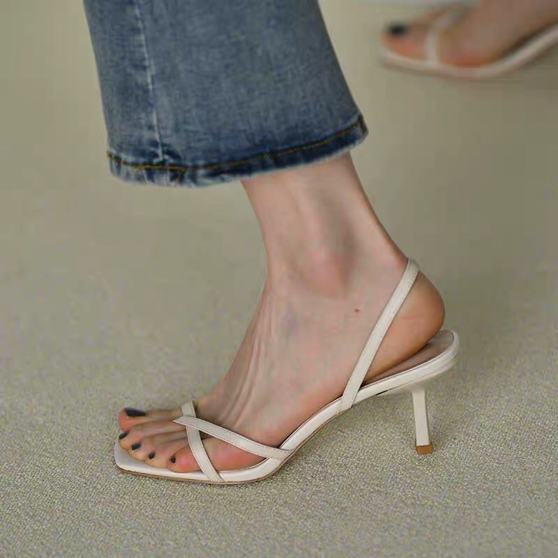 Giày Sandal