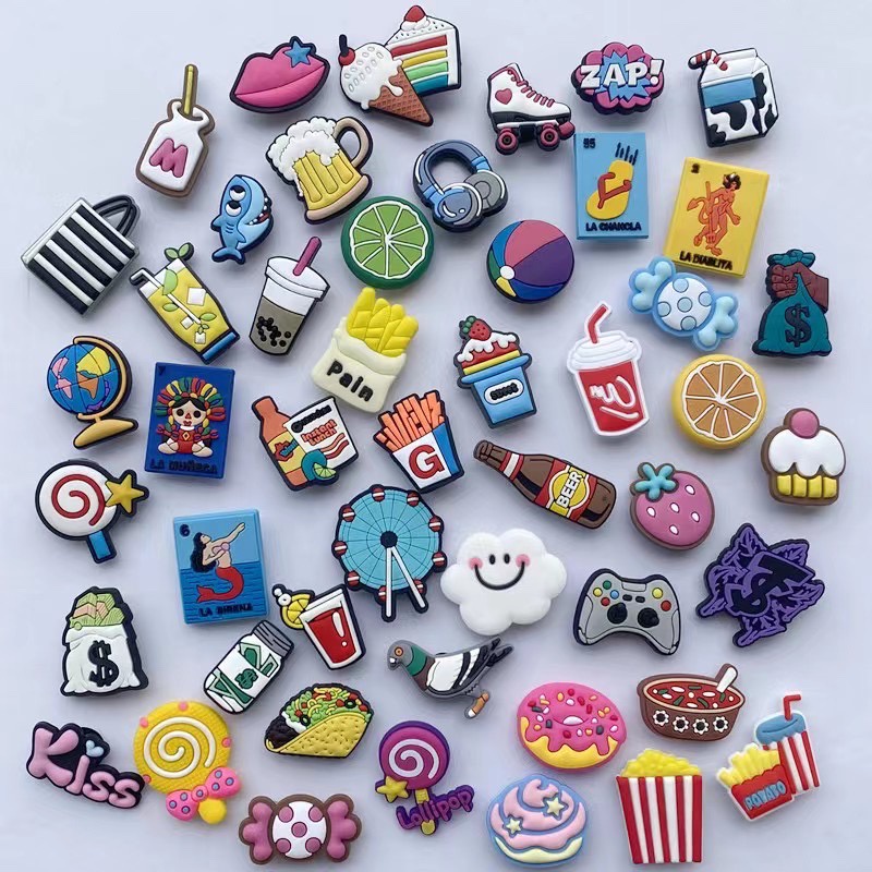 [ Sỉ Combo ] 500 Nút Gắn Jibbitz, Sticker Trang Trí Giày Dép Cross