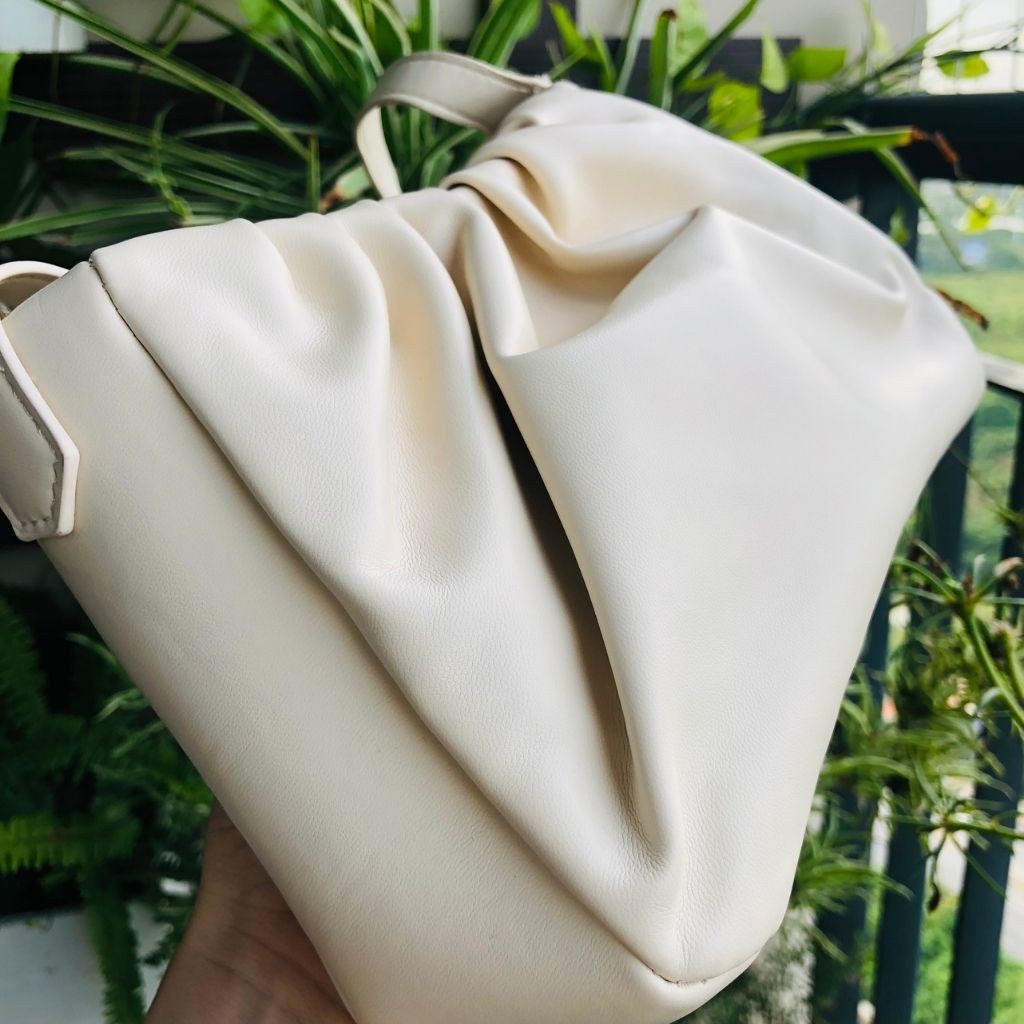 (Mẫu chất) Túi mini đeo chéo nữ da nhúm KARA 429- Size 19*10*6cm, 2 dây, Da PU cao cấp