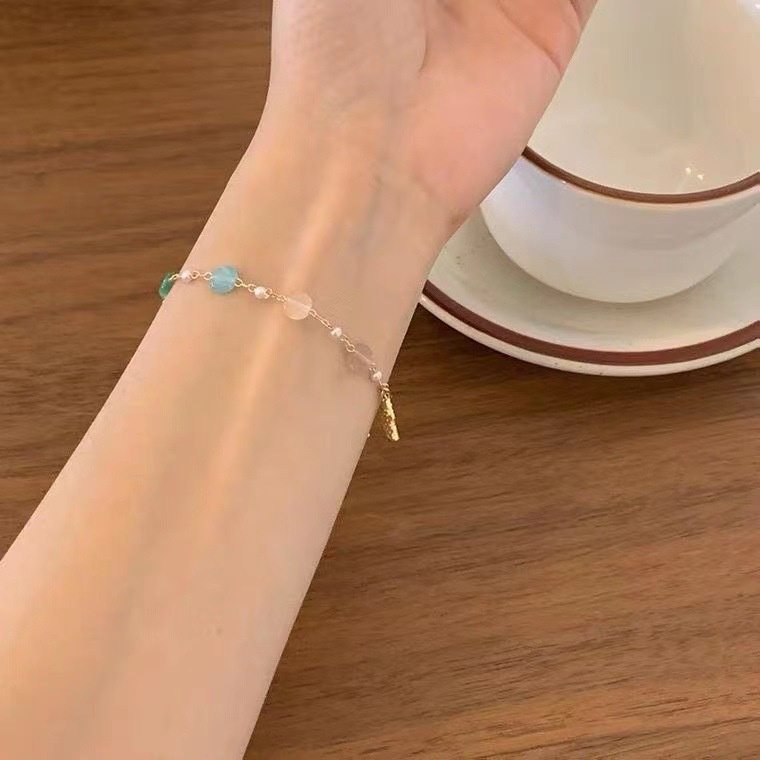Vòng Đeo Tay Mặt Hình Bướm / Cô Gái Tinh Tế