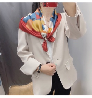 Khăn turban lụa vuông in hoa size 70x70cm - Maben