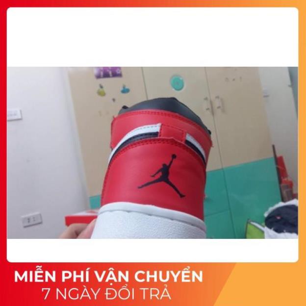 Xả [Fullbox] Giày bóng rổ thể thao 2018  Jordan 1 Retro Đỏ Đen Trắng Cổ Cao XỊN 2020 new : : new L ‣ " . ' "