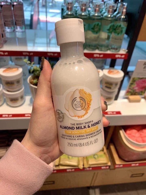 Sữa tắm THE BODY SHOP ôm sale 250ml