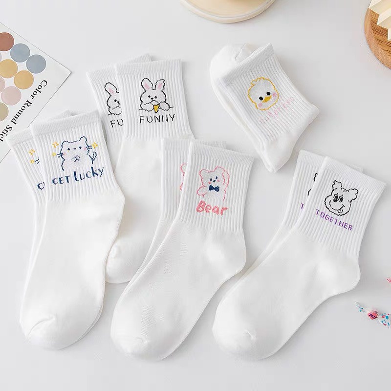 Tất nữ cổ cao màu trắng họa tiết hình con vật họat hình dễ thương, chất liệu thoáng mát, thấm hút mồ hôi