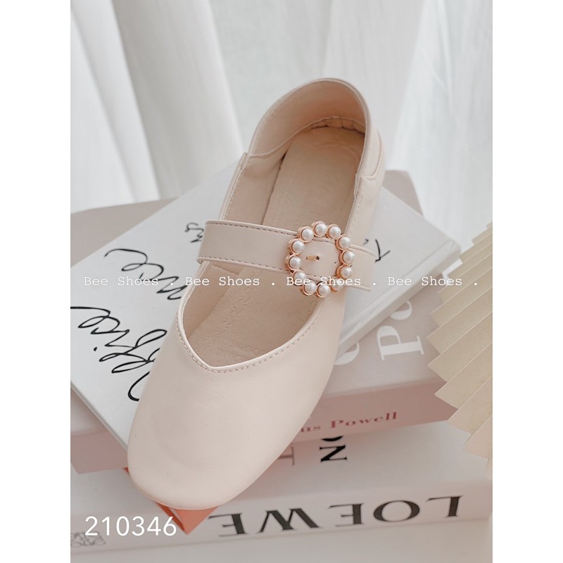 BEESHOES - GIÀY BÚP BÊ NỮ MŨI TRÒN ĐẾ VUÔNG - GIÀY BÚP BÊ NỮ MŨI TRÒN ĐẾ VUÔNG CAO 2 PHÂN SẴN MÀU KEM 210346