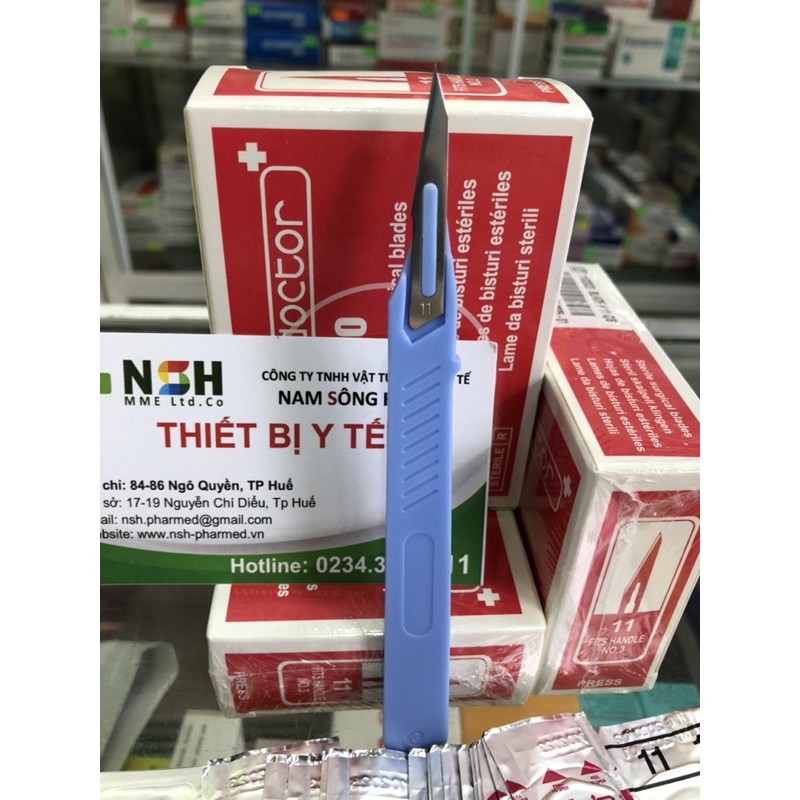 Combo cán dao mổ phẫu thuật số 3 và 2 lưỡi dao mổ số 11 DOCTOR ẤN ĐỘ