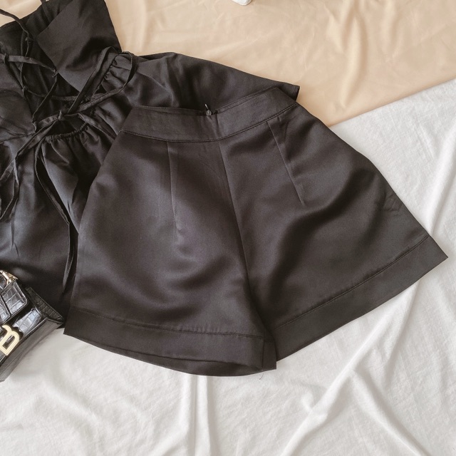 SET PEPLUM HỞ LƯNG SHORT MS113